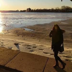 Meet your Posher, Amira